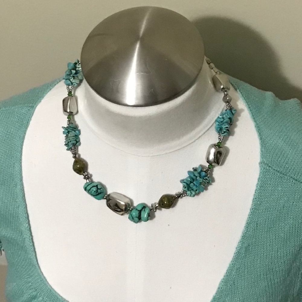 5/$15 vtg costume jewelry chunky blue